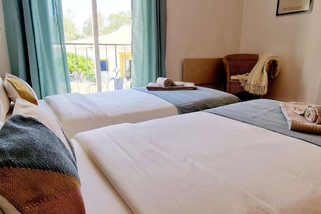 Jasmine Apartment Next To Meia Praia Beach Lagos Exteriör bild